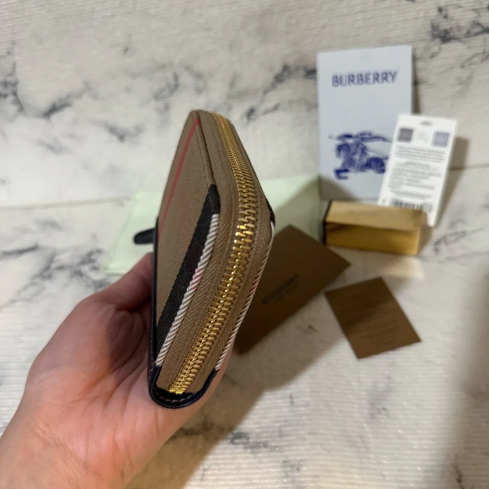 Burberry Check Canvas Navy Blue Zip Around Wallet - Picture 9 of 17